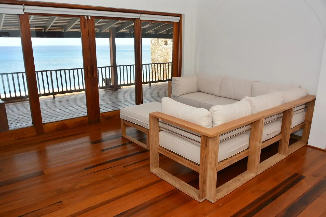 Pattoo Castle Villa Negril